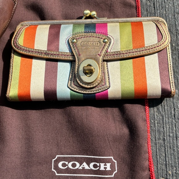 Coach “Lily” Legacy Leather Turn-Lock Tote & Legacy Multi-Stripe Envelope Wallet - Picture 7 of 13